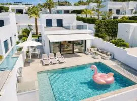Lovely Holiday Home with Private Pool for 6