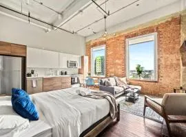 Renovated Downtown Retreat | Pool + In-Unit Laundry