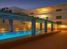 Hotel Royal Villa Resort ( A unit of Bluewhale innovation)