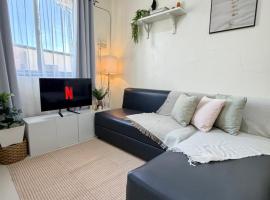 Staycation Calaca, hotel en Calaca