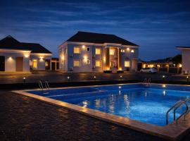 GB Citadel Hotel and Suites, Hotel in Idiya