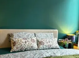 Green Point Studio O12