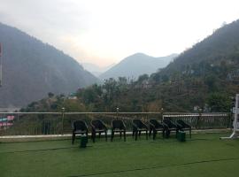 Mountain view cottage, cottage sa Rishīkesh