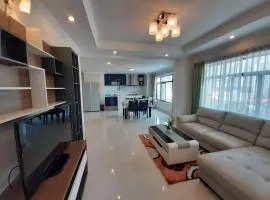 Royal PSL Apartment