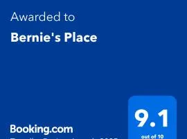 Bernie's Place - Homestay