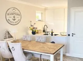 Hamptons Beach House Grömitz inklusive Saisonstrandkorb