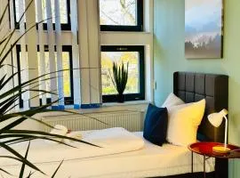 Rothenfelder Duo- 16 Personen- 2 Wohneinheiten- Parkplatz- Waschmaschine