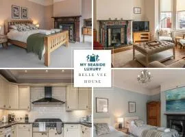 Belle Vue House- Spacious family home near town, beach, harbour - free street parking