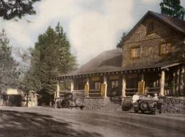 The Historic Arrowhead Lodge, Hotel in Twin Peaks