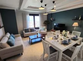 Blue Mirage In Pearl, 2 Bedroom with City View and Balcony 911