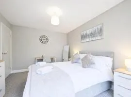 2 Bed Flat, Newcastle, 5 min to City, Free parking - Pass the Keys