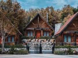 Wood Hills Hotel & Resort、Mayrūbāのホテル