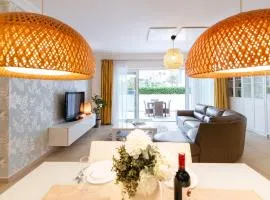 102 Seafront 3Bed Sliema with pool by Homely