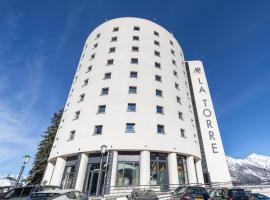 Hotel la Torre, romantick&yacute; hotel v destin&aacute;cii Sauze dʼOulx