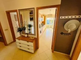 The Seashell Armação Beach Apartment