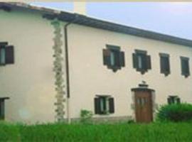 Hostal Rural Huartearena, hotel v destinaci Iza