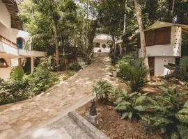 Rama Shala - House of the flying Yogis