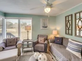 Golf Course Views! Couples Retreat in Diamondhead