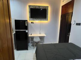 Santru home, hotel u gradu 'Denpasar'