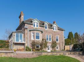 Fir Tree Lodge - Seasgair Lodges, hotell i Crieff