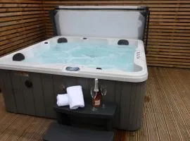 Blackburn Retreat Hot Tub Couples Retreat