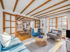 Charming Family Stables Conversion - Pass the Keys