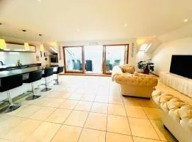 Seaforth - Stunning Beach View Free Parking