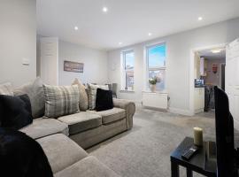 Chic 2Bed with Wi-Fi and Parking - Ideal for Work Stay, hotel di Jarrow