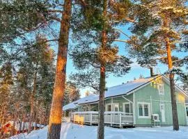Holiday Home Saunaharju 4 by Interhome