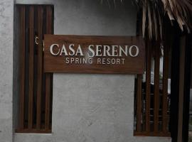 Casa Sereno Spring Resort, hotel di Irosin