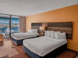 Roomy Double Queen Suite! Steps from the Beach-Landmark 1006