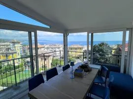 Penthouse with a Sky-Sea View