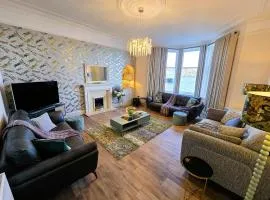 Harbour View - Luxury Town Centre Property