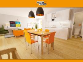 APPART'HÔTEL Les Prés Blondeau, 1 à 10 personnes, 3 chambres, Terrasse, Parking privé, Wifi, Arrivée autonome 24-7, hôtel à Les Rosiers