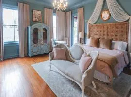 The Gilded Lady - The Wedding Suite