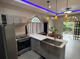 Convenient beautiful and peaceful, Hotel in Diego Martin