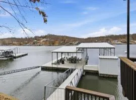Brush Creek Retreat with Boat Slip