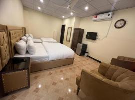 Golden Star Hotel Iqbal Town Lahore, hotel a Lahore