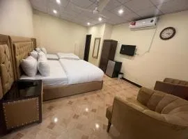 Golden Star Hotel Iqbal Town Lahore