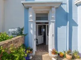 The Bowling Green Sea Views in Central Seaton