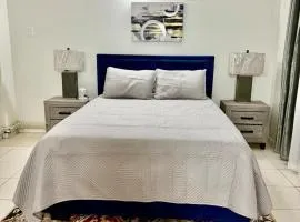 Blue Laventura condo near HWT