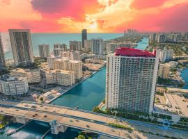 Beachwalk Condo โรงแรมในฮาลลันเดลบีช