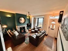 3 bedroom - Sea View - Pet Friendly