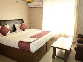 Hotel Meenakshi Garden