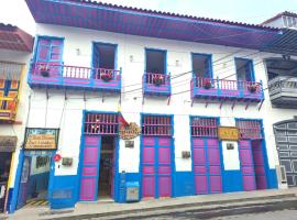 Hotel El Buen Descanso, hotel i Filandia