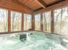 Dudley II by AvantStay Game Room Enclosed Deck w Hot Tub Views Cozy, hotel Pigeon Forge-ban