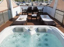 Luxury Floating Sea House Star Line - with Jacuzzi - Marina Portorož
