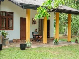 Airport Serenity Villa Near Airport Stay