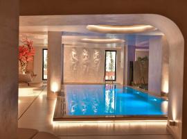 Maritim Marina Bay Resort SPA & Casino, hotel sa Vlorë