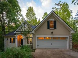 Lake Lanier Retreat, Dock, Firepit, Home Theater